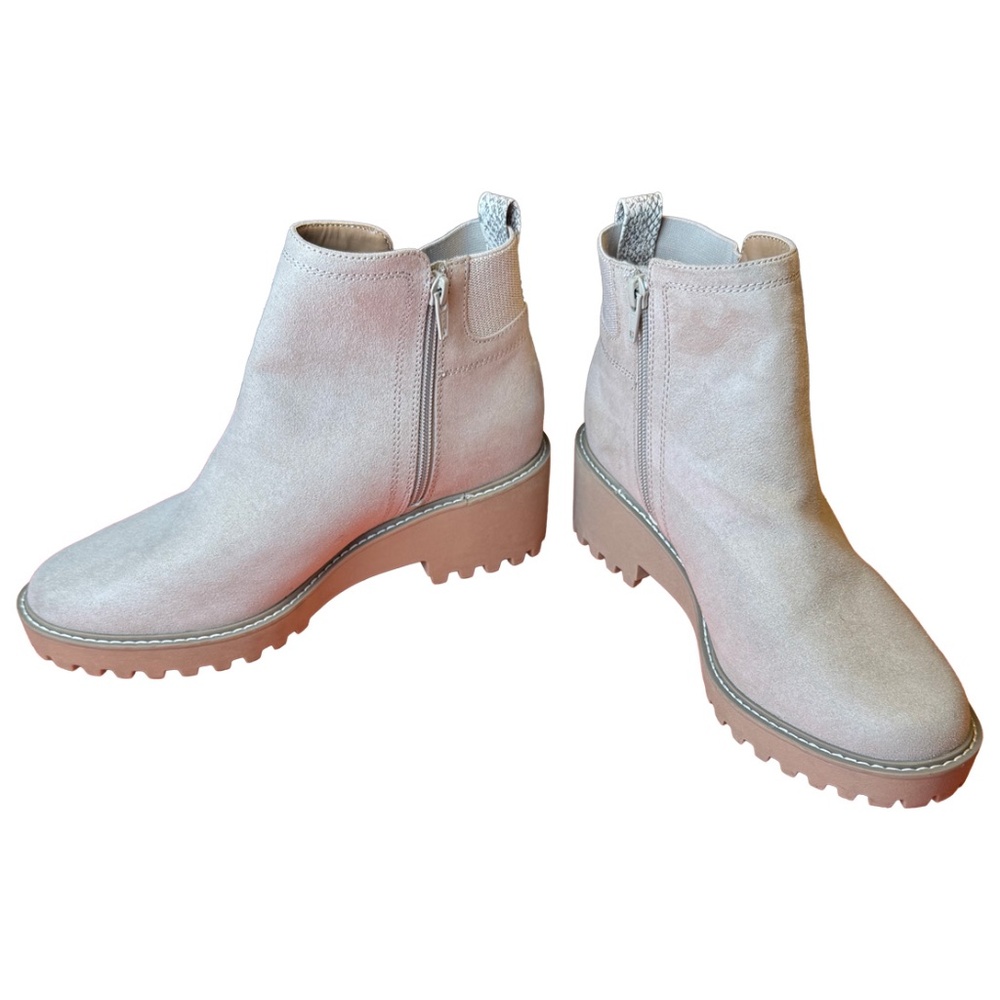Taci Pull On Ankle‎ Boot Women's NWOB